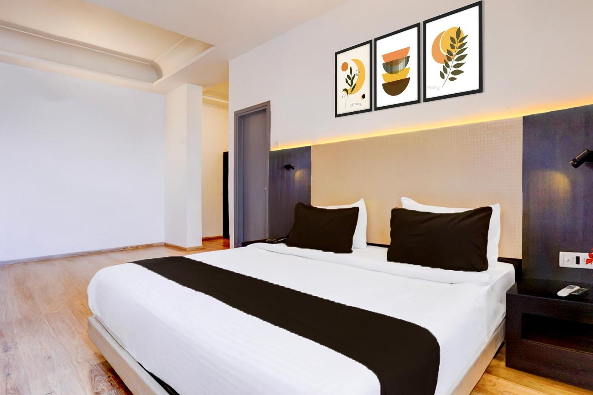 Super Townhouse Bombay Exhibition Centre Goregaon Екстериор снимка