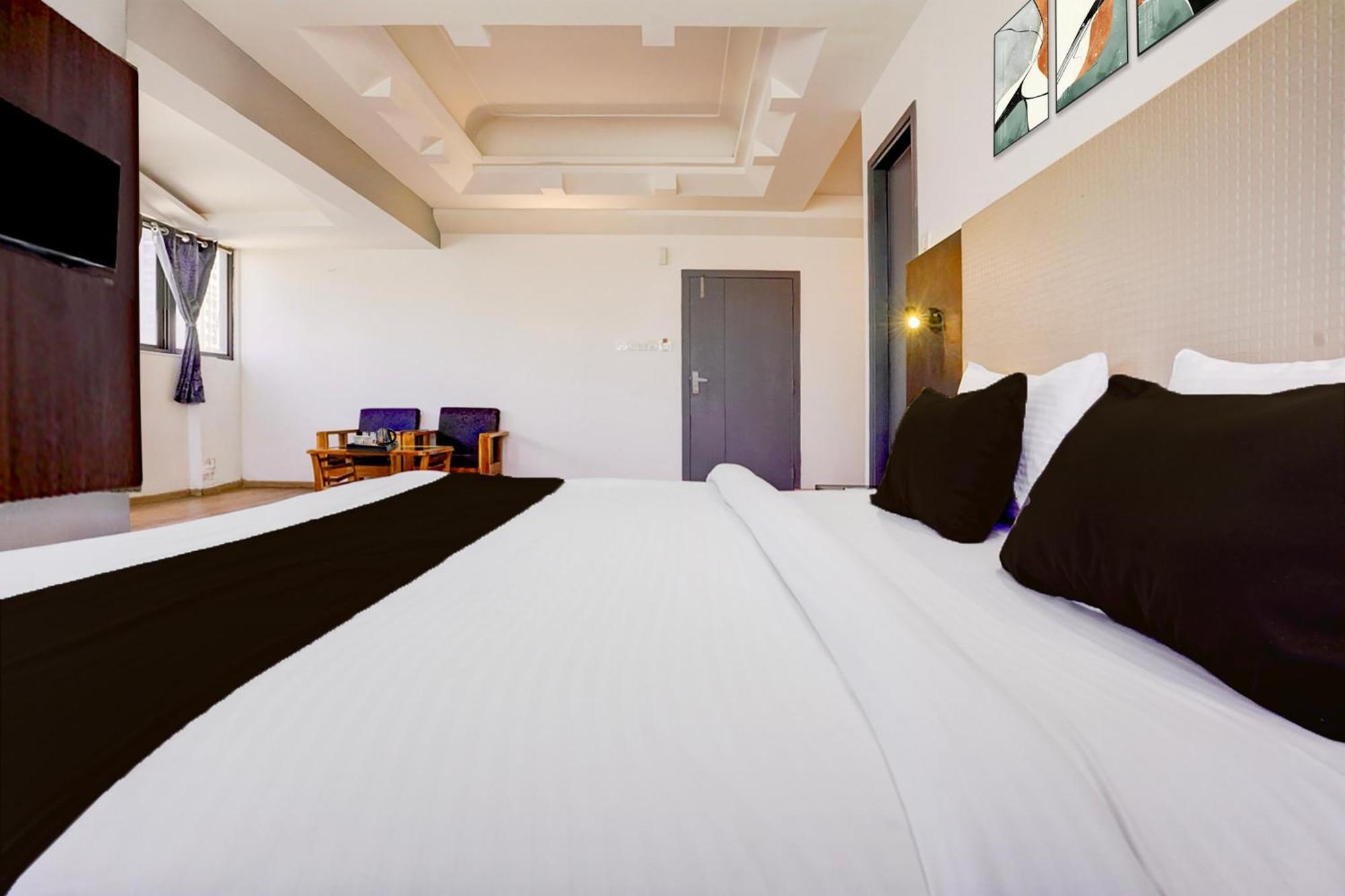 Super Townhouse Bombay Exhibition Centre Goregaon Екстериор снимка