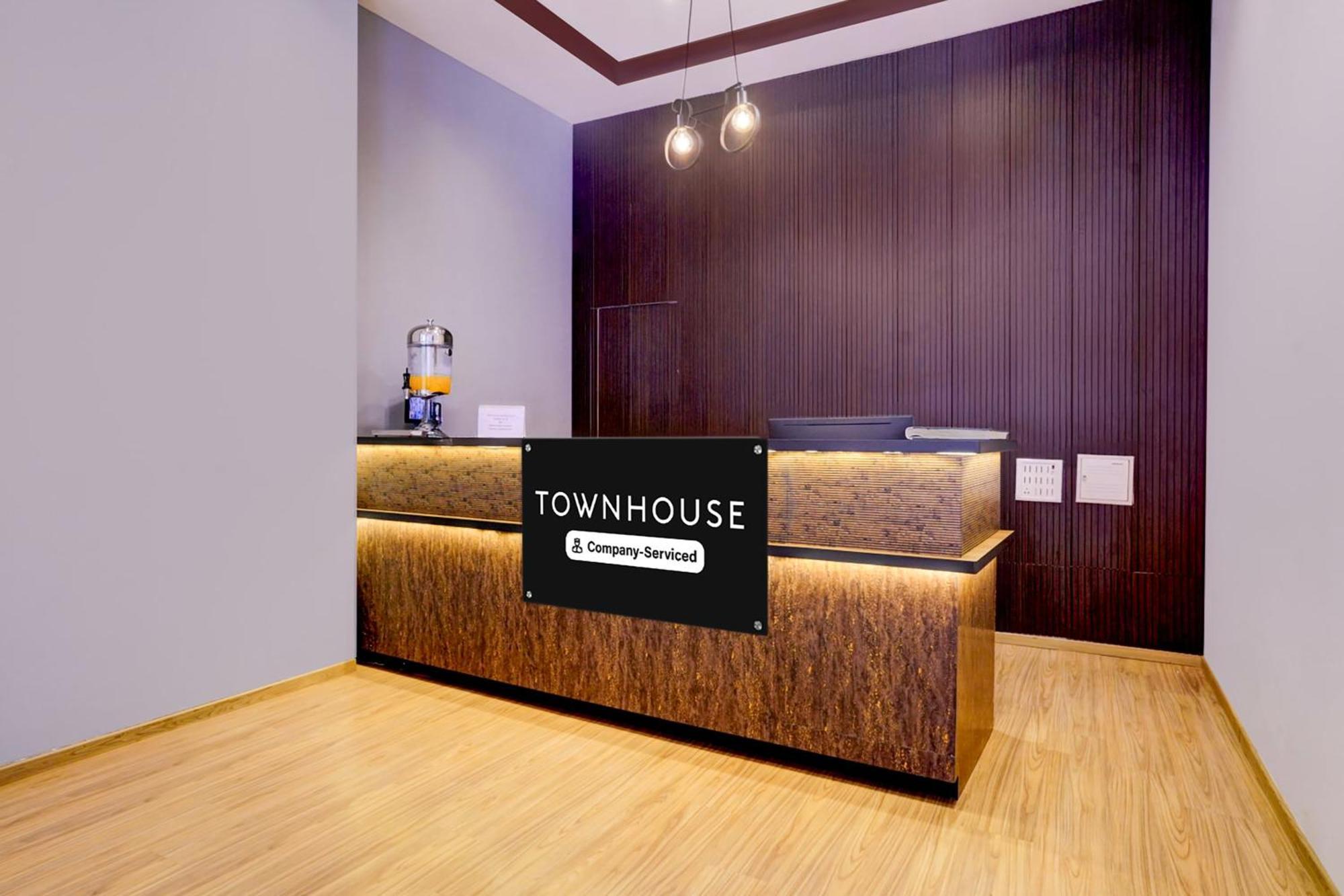 Super Townhouse Bombay Exhibition Centre Goregaon Екстериор снимка