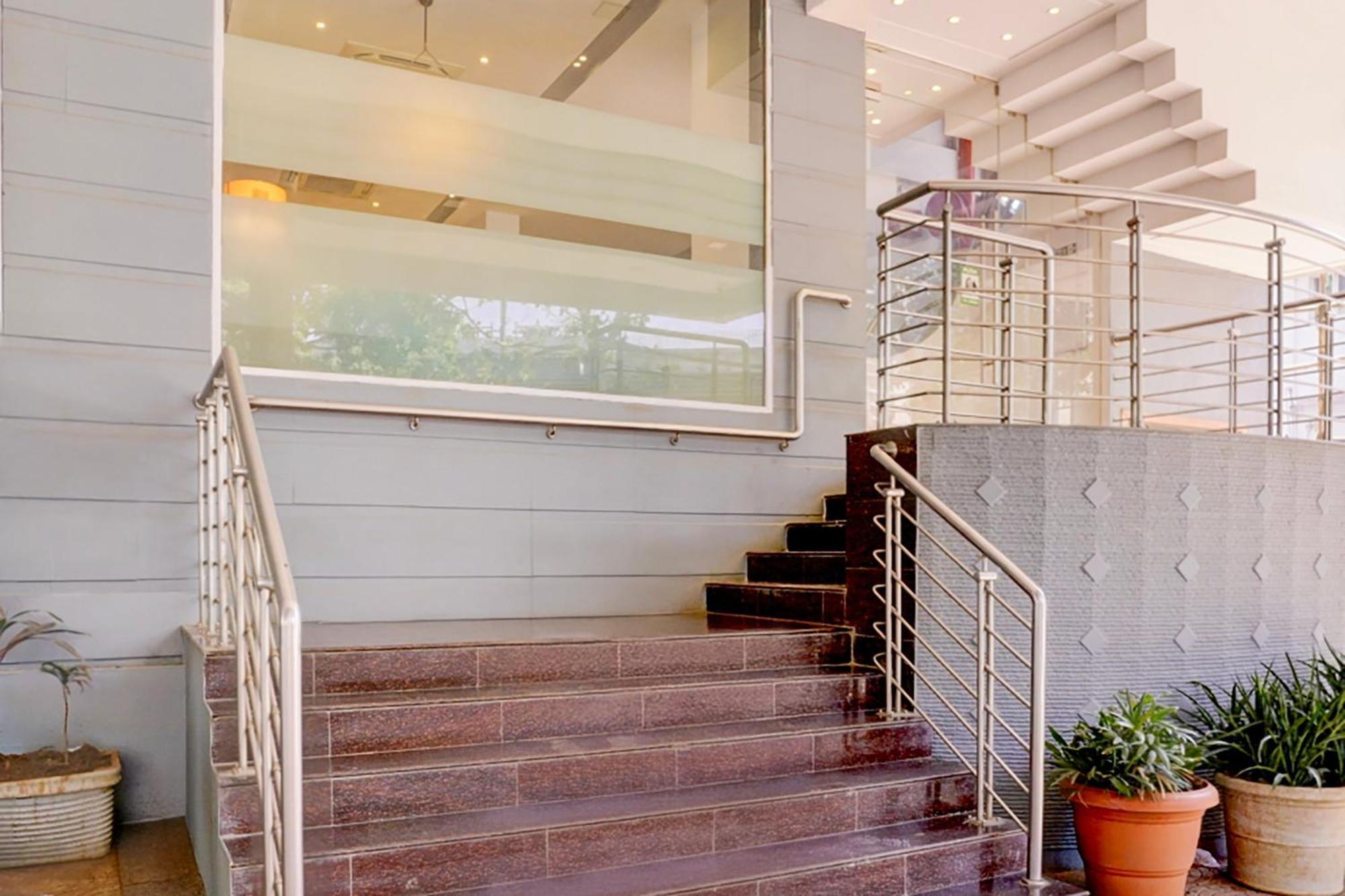 Super Townhouse Bombay Exhibition Centre Goregaon Екстериор снимка