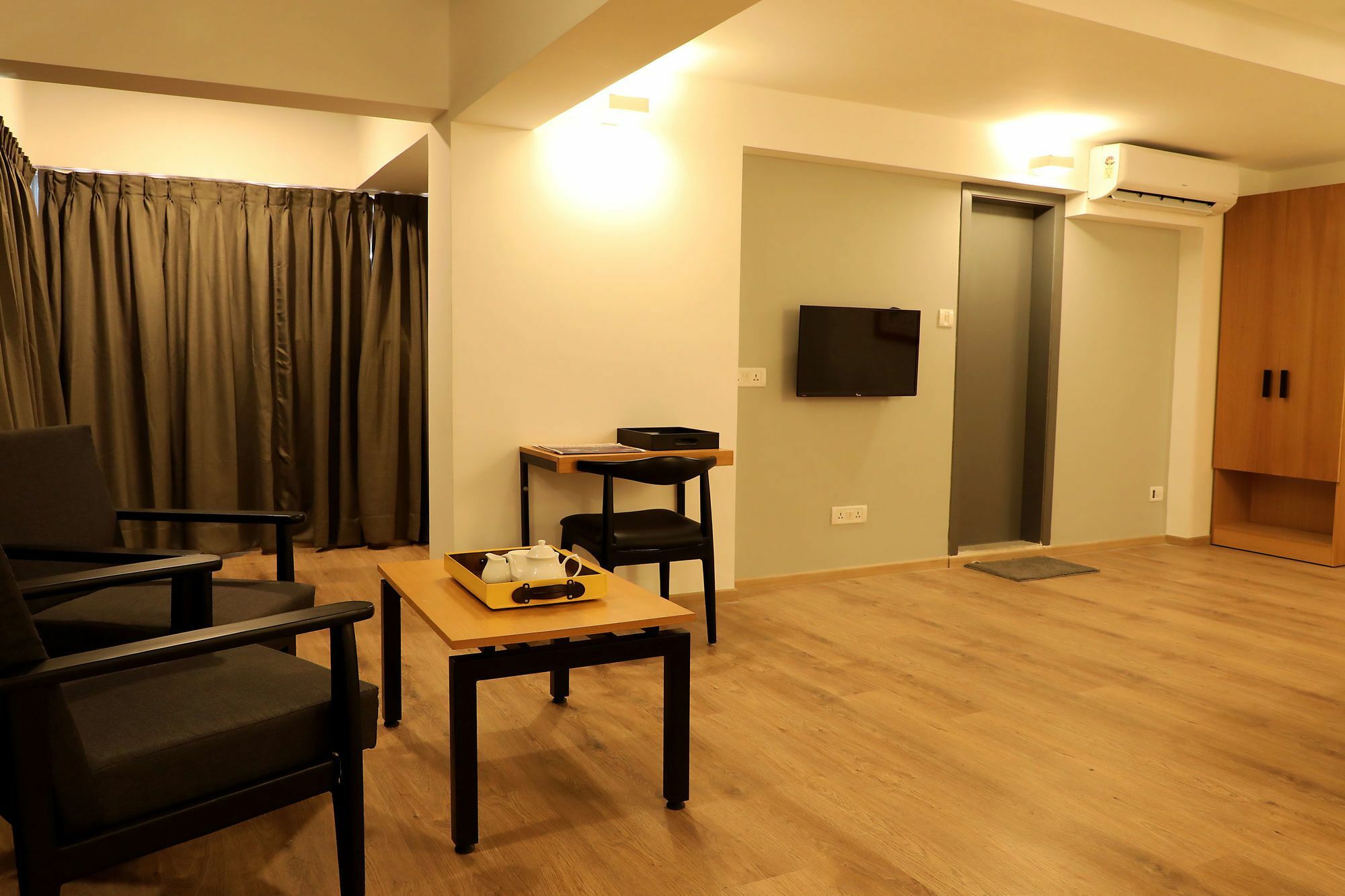Super Townhouse Bombay Exhibition Centre Goregaon Екстериор снимка