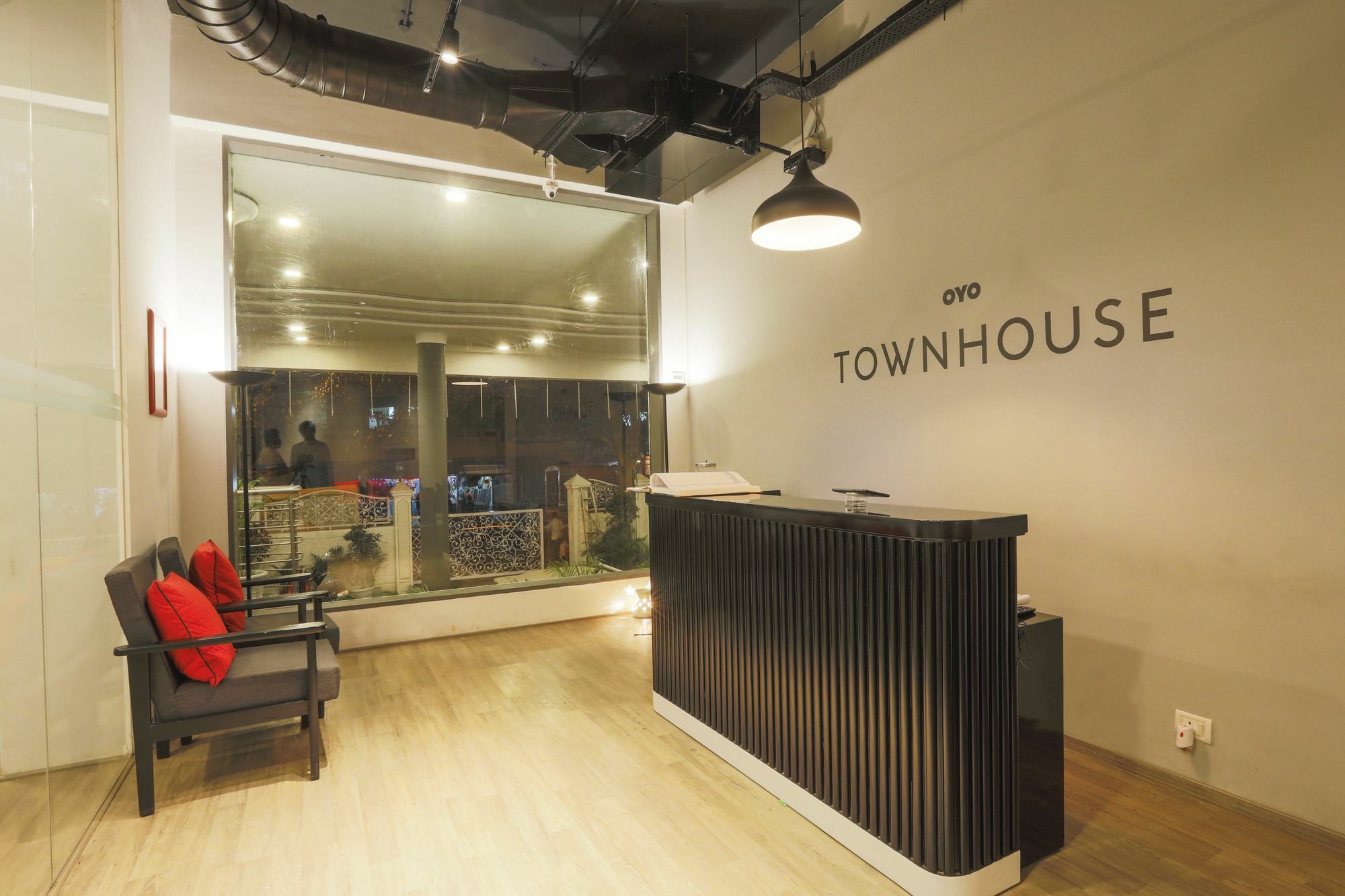 Super Townhouse Bombay Exhibition Centre Goregaon Екстериор снимка