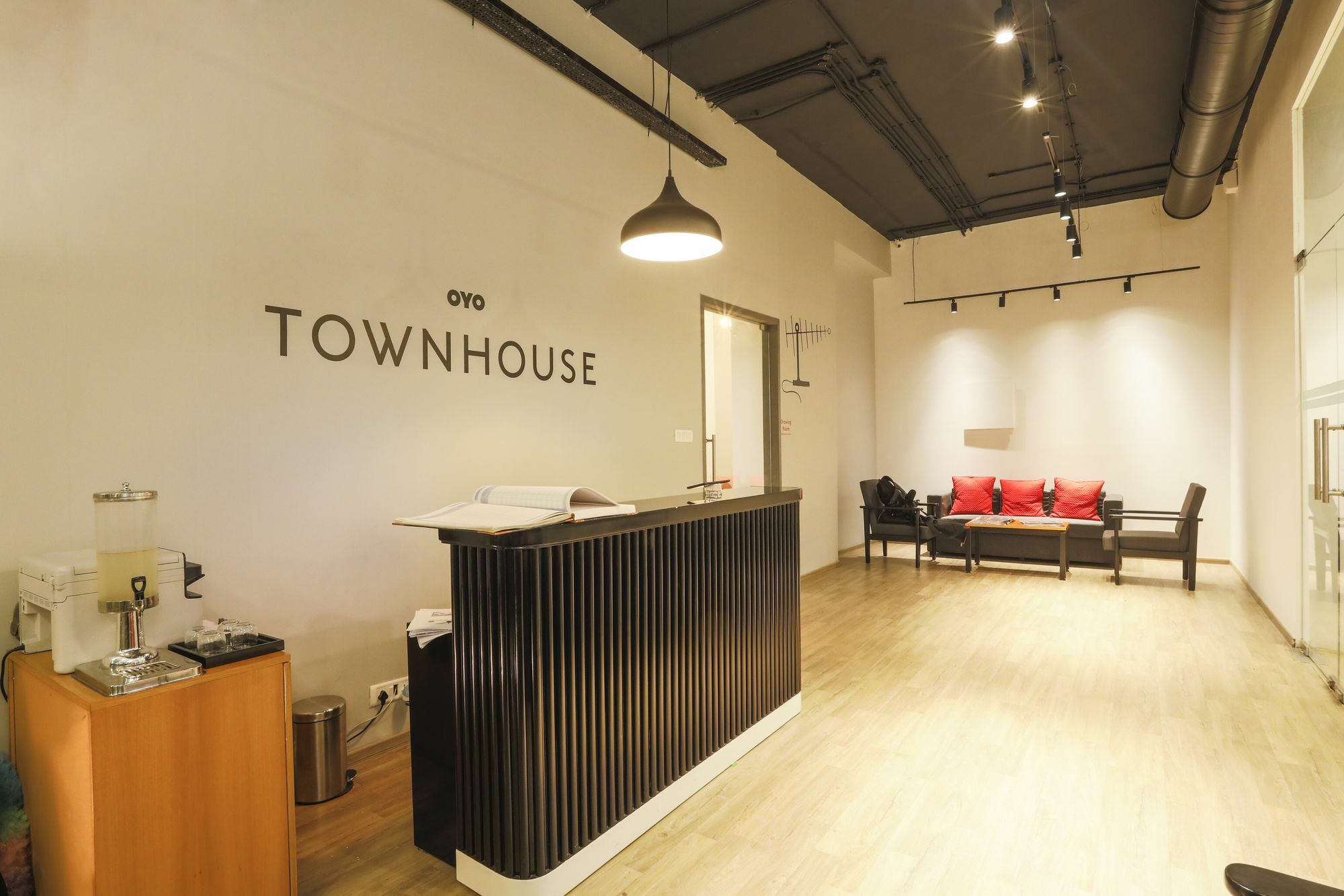 Super Townhouse Bombay Exhibition Centre Goregaon Екстериор снимка