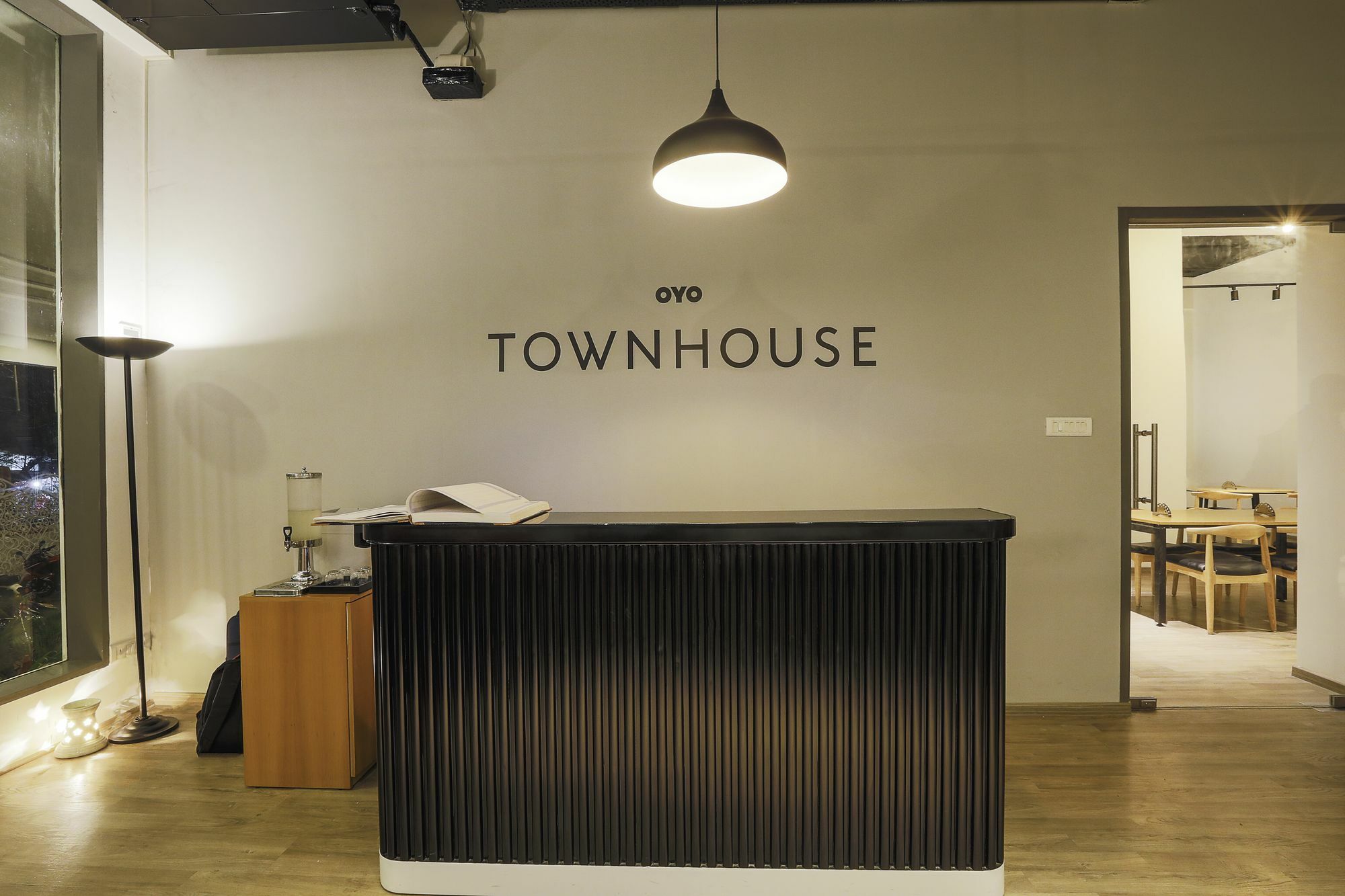 Super Townhouse Bombay Exhibition Centre Goregaon Екстериор снимка
